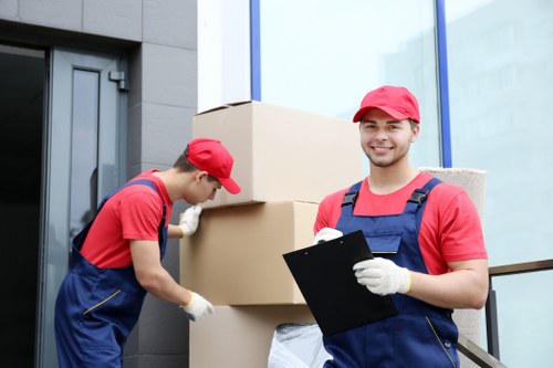 Packing and loading service for a flat move in Kennington