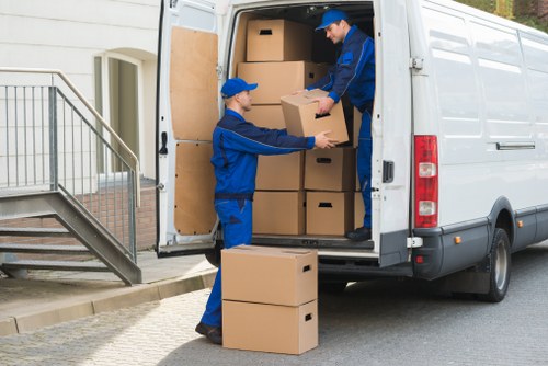 Loading furniture and boxes for an urgent Kennington removal