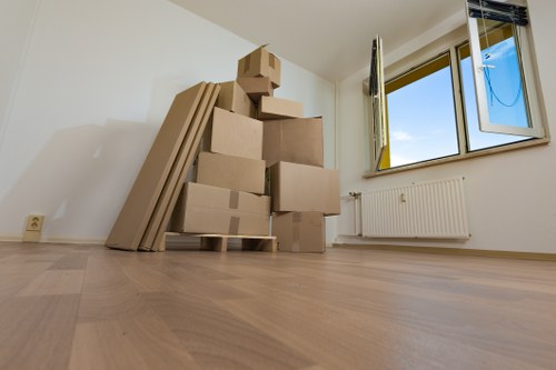 Packing and loading support for removals in Kennington